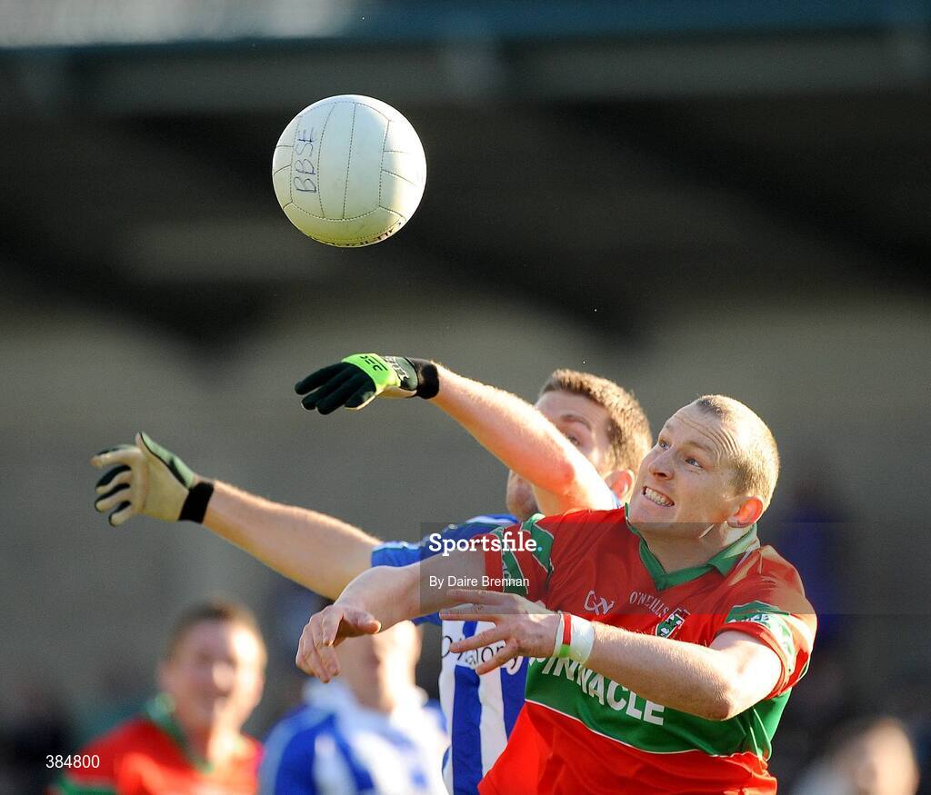 8 November 2009; Stephen Byrne, Rathnew, in action against Conal Keaney, Ballyboden St. Enda's. AIB GAA Football Leinster Senior Club Championship Quarter-Fianl, Ballyboden St. Enda's v Rathnew, Parnell Park, Dublin. Picture credit: Dàire Brennan / SPORTSFILE