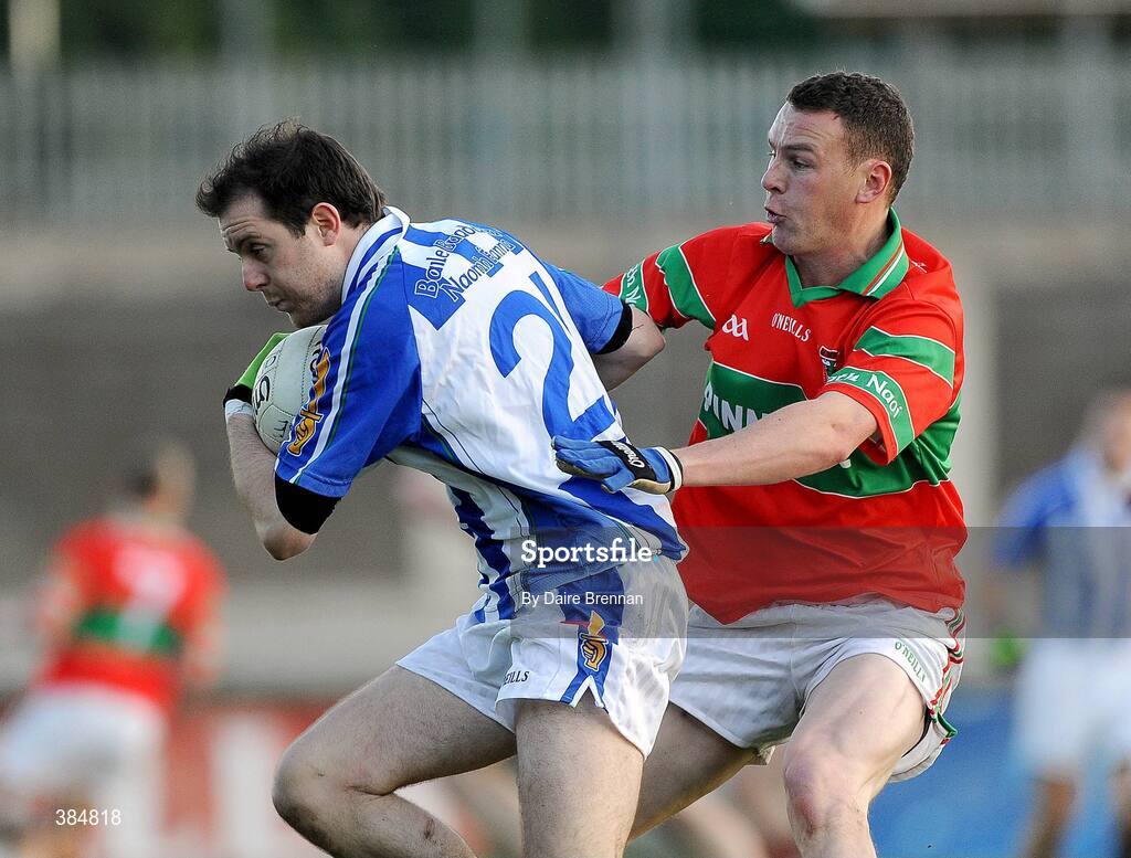 8 November 2009; Ballyboden St. Enda's goal scorer Dara Shovlin, in action against Rathnew goal scorer Leighton Glynn. AIB GAA Football Leinster Senior Club Championship Quarter-Fianl, Ballyboden St. Enda's v Rathnew, Parnell Park, Dublin. Picture credit: Dàire Brennan / SPORTSFILE