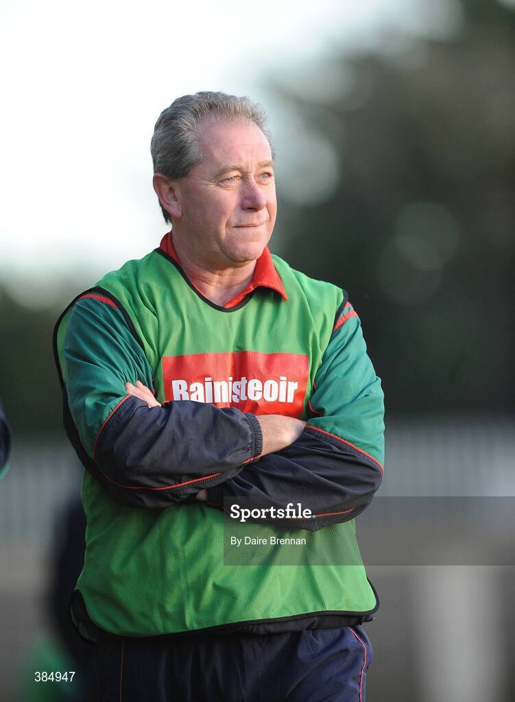 8 November 2009; Rathnew manager Harry Murphy during the game. AIB GAA Football Leinster Senior Club Championship Quarter-Fianl, Ballyboden St. Enda's v Rathnew, Parnell Park, Dublin. Picture credit: Dàire Brennan / SPORTSFILE
