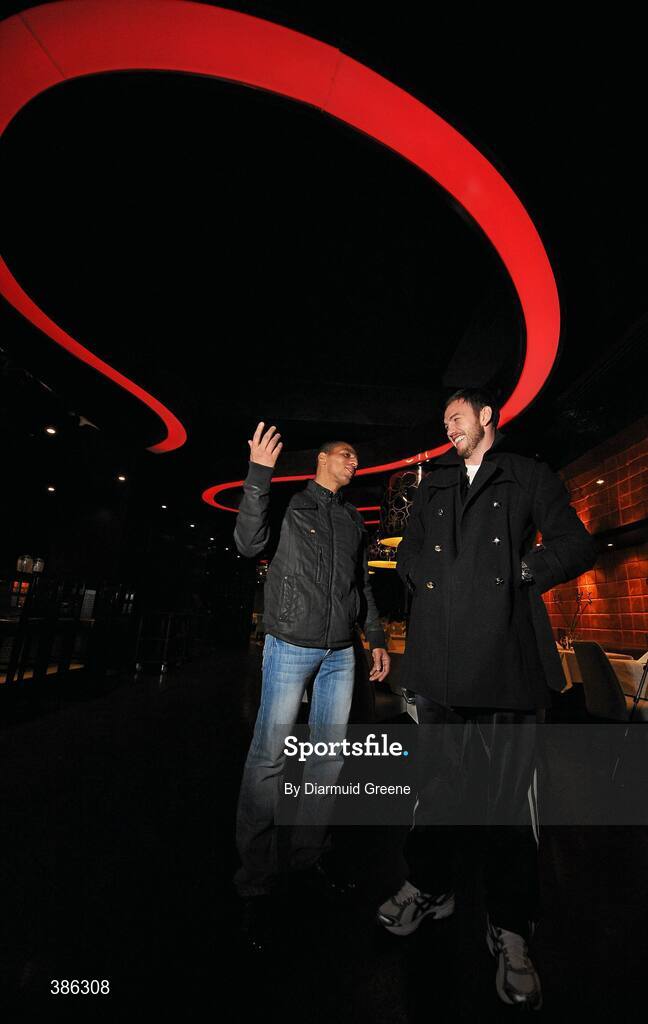 12 November 2009; Andy Lee and Affif Belghecham, left, after a press confernece ahead of their Yanjing Fight Night on Saturday. The Jasmine Palace Restaurant, O’Connell Street, Limerick. Picture credit: Diarmuid Greene / SPORTSFILE