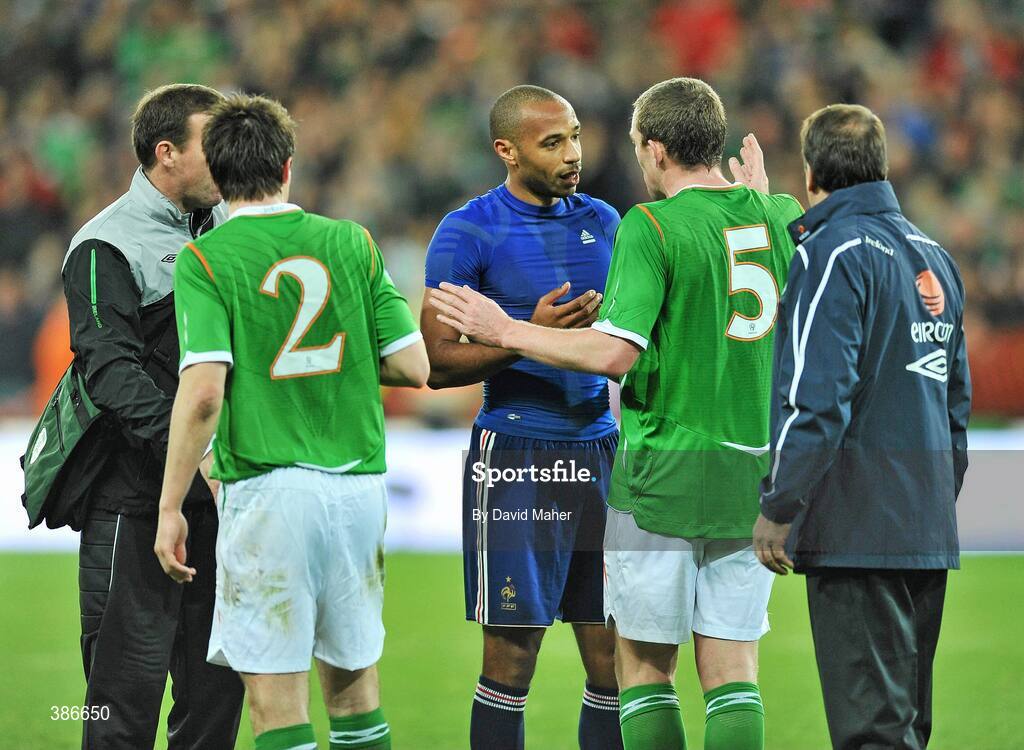 14 November 2009; Thierry Henry, France, and Richard Dunne, Republic of Ireland at the end of the game. FIFA 2010 World Cup Qualifying Play-off 1st Leg, Republic of Ireland v France, Croke Park, Dublin. Picture credit: David Maher / SPORTSFILE