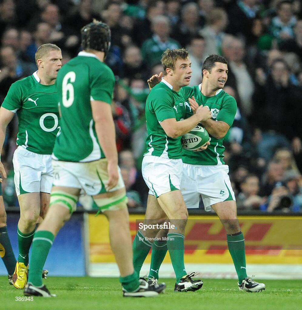 15 November 2009; Ireland's Tommy Bowe is congratulated by team-mate Rob Kearney after scoring their side's first try. Autumn International Guinness Series 2009, Ireland v Australia, Croke Park, Dublin. Picture credit: Brendan Moran / SPORTSFILE