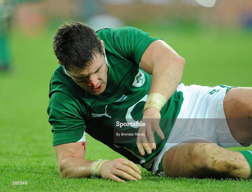 15 November 2009; Ireland's David Wallace gets up off the pitch after receiving a blood injury. Autumn International Guinness Series 2009, Ireland v Australia, Croke Park, Dublin. Picture credit: Brendan Moran / SPORTSFILE