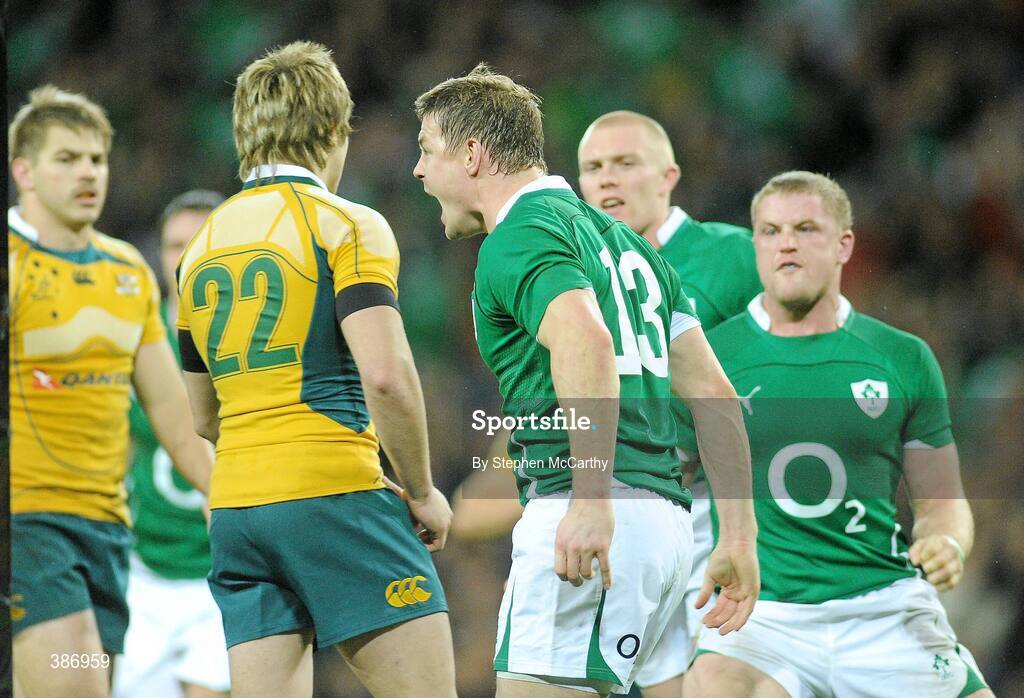 15 November 2009; Brian O'Driscoll, Ireland, celebrates after scoring his side's second try. Autumn International Guinness Series 2009, Ireland v Australia, Croke Park, Dublin. Picture credit: Stephen McCarthy / SPORTSFILE