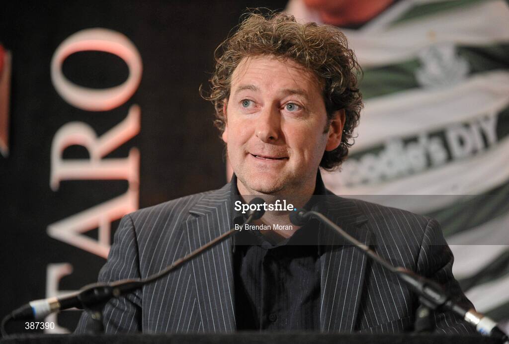 15 November 2009; Entertainer Risteard Cooper performing a sketch at the awards. PFAI Ford Awards 2009, The Burlington Hotel, Dublin. Picture credit: Brendan Moran / SPORTSFILE