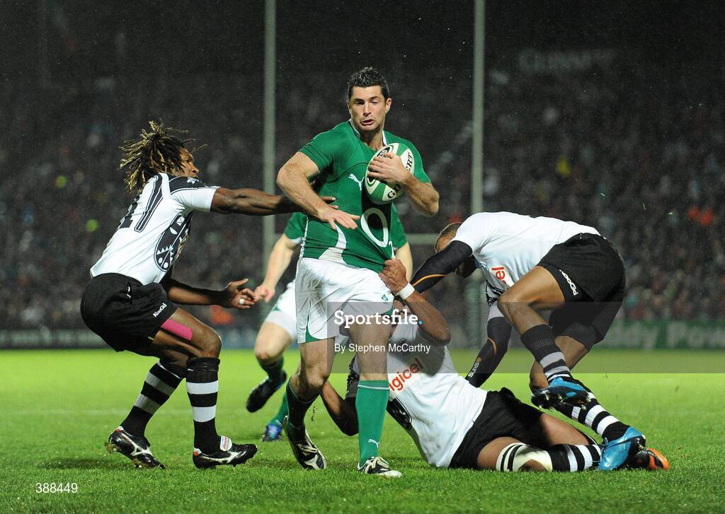 21 November 2009; Rob Kearney, Ireland, is tackled by Fiji players, from left, Nasoni Roko, Gabirielo Lovobalavu and Norman Ligairi. Autumn International Guinness Series 2009, Ireland v Fiji, Royal Dublin Society, Ballsbridge, Dublin. Picture credit: Stephen McCarthy / SPORTSFILE