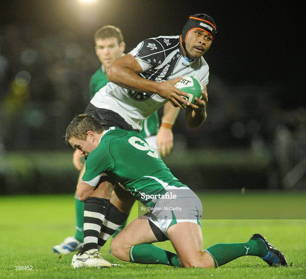 21 November 2009; Akapusi Qera, Fiji, is tackled by Eoin Reddan, Ireland. Autumn International Guinness Series 2009, Ireland v Fiji, Royal Dublin Society, Ballsbridge, Dublin. Picture credit: Stephen McCarthy / SPORTSFILE