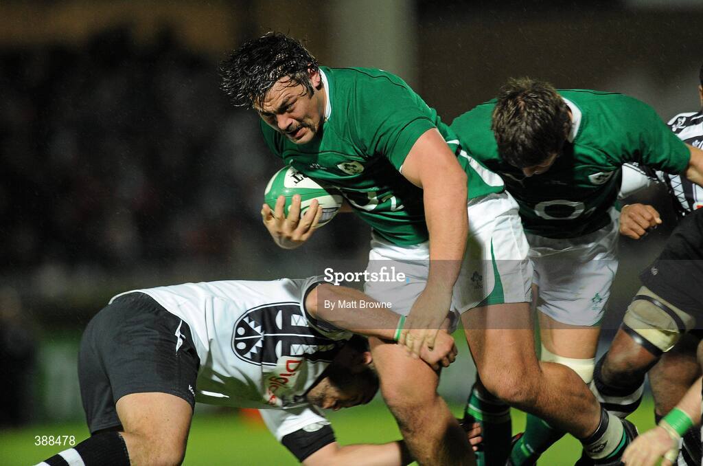 21 November 2009; Tony Buckley, Ireland, is tackled by Graham Dewes, Fiji. Autumn International Guinness Series 2009, Ireland v Fiji, Royal Dublin Society, Ballsbridge, Dublin. Picture credit: Matt Browne / SPORTSFILE