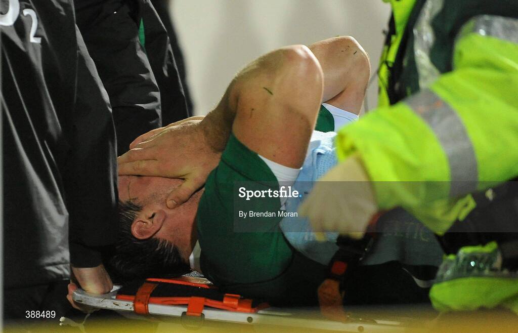 21 November 2009; A distraught Denis Leamy, Ireland, is takes from the pitch with a suspected leg injury. Autumn International Guinness Series 2009, Ireland v Fiji, Royal Dublin Society, Ballsbridge, Dublin. Picture credit: Brendan Moran / SPORTSFILE