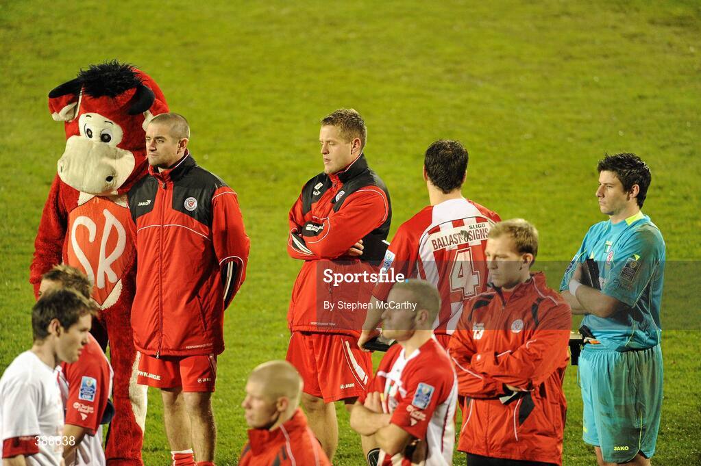 22 November 2009; Dejected Sligo Rovers players after the match. FAI Ford Cup Final, Sligo Rovers v Sporting Fingal, Tallaght Stadium, Dublin. Picture credit: Stephen McCarthy / SPORTSFILE