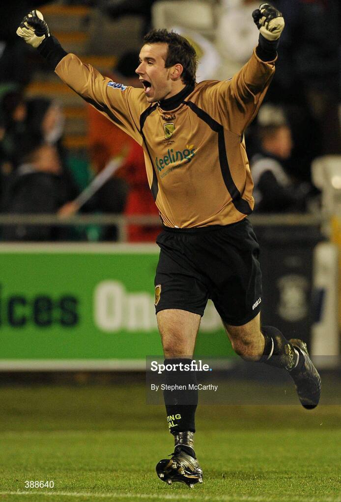 22 November 2009; Ciaran Kelly, Sporting Fingal, celebrates after team-mate Gary O'Neill scored his side's winning goal. FAI Ford Cup Final, Sligo Rovers v Sporting Fingal, Tallaght Stadium, Dublin. Picture credit: Stephen McCarthy / SPORTSFILE