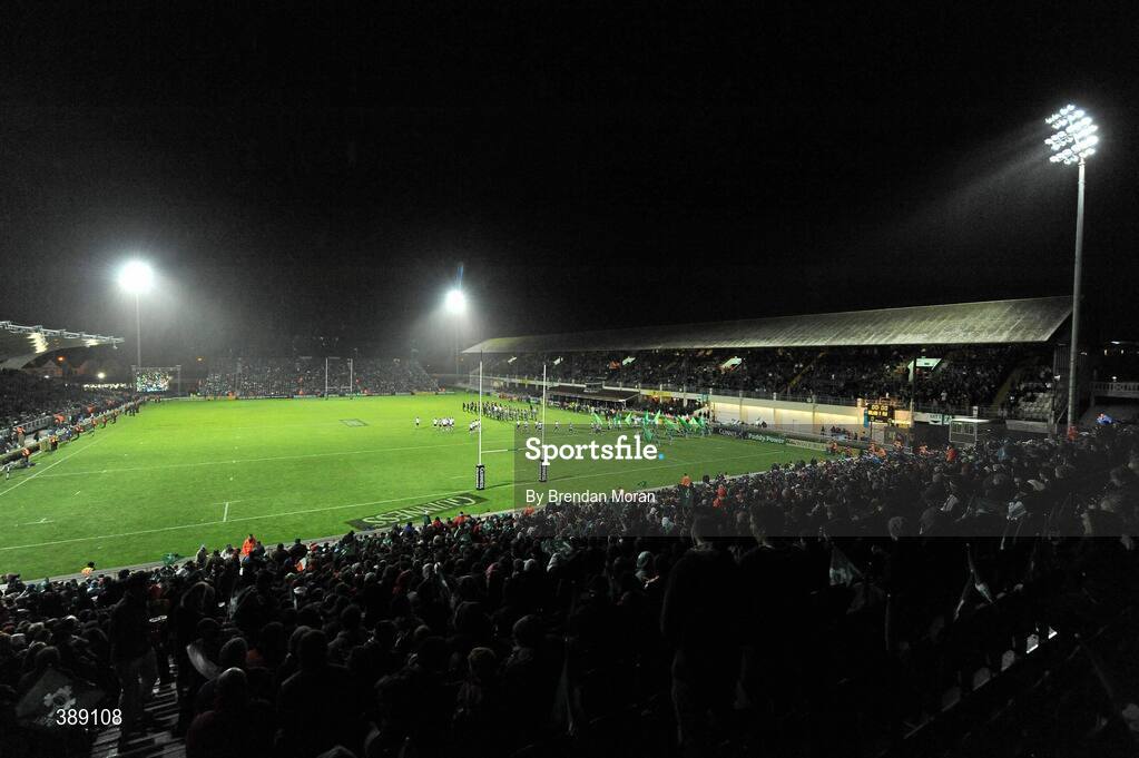 21 November 2009; The Fiji team run out onto the pitch for the first rugby international game to be played at the venue. Autumn International Guinness Series 2009, Ireland v Fiji, Royal Dublin Society, Ballsbridge, Dublin. Picture credit: Brendan Moran / SPORTSFILE