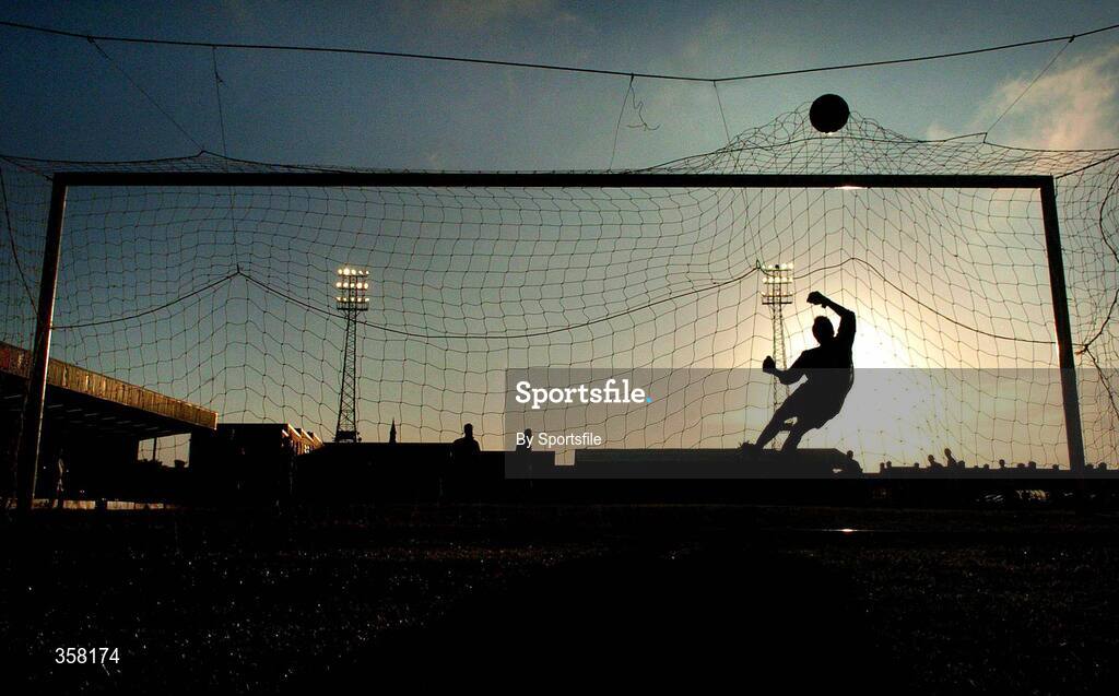 12 June 2009; Mayfield United goalkeeper Peter Cuthbert fails to stop Jason Byrne's free kick to score Bohemians' 4th goal. FAI Ford Cup Third Round, Bohemians v Mayfield United, Dalymount Park, Dublin. Photo by Sportsfile *** Local Caption ***