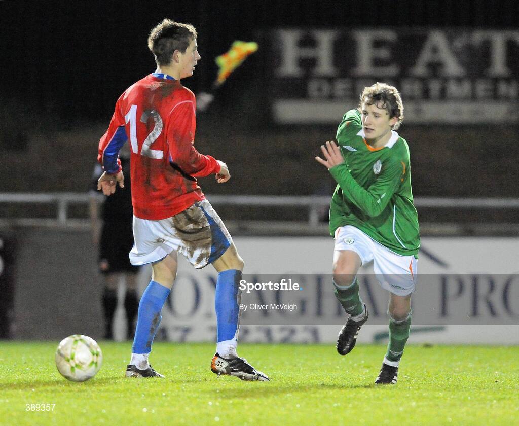 26 November 2009; Kieran Sadlier, Republic of Ireland, in action against Michael Luftner, Czech Republic. U16 International Friendly, Republic of Ireland v Czech Republic, Kingspan Century Park, Monaghan. Picture credit: Oliver McVeigh / SPORTSFILE