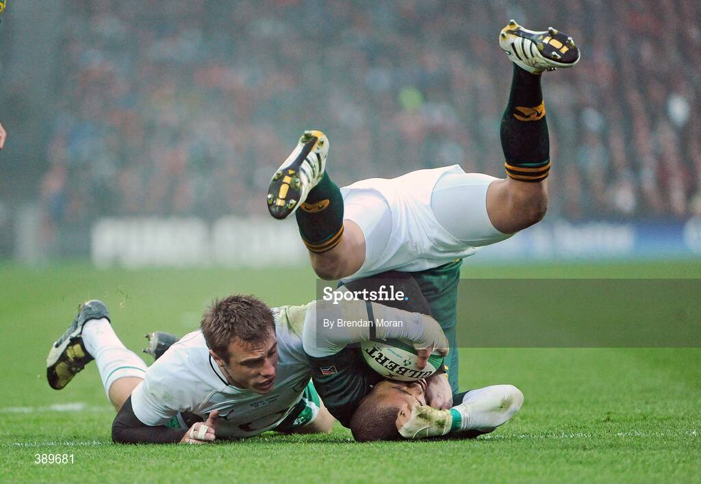 28 November 2009; Bryan Habana, South Africa, is tackled by Tommy Bowe, Ireland. Autumn International Guinness Series 2009, Ireland v South Africa, Croke Park, Dublin. Picture credit: Brendan Moran / SPORTSFILE