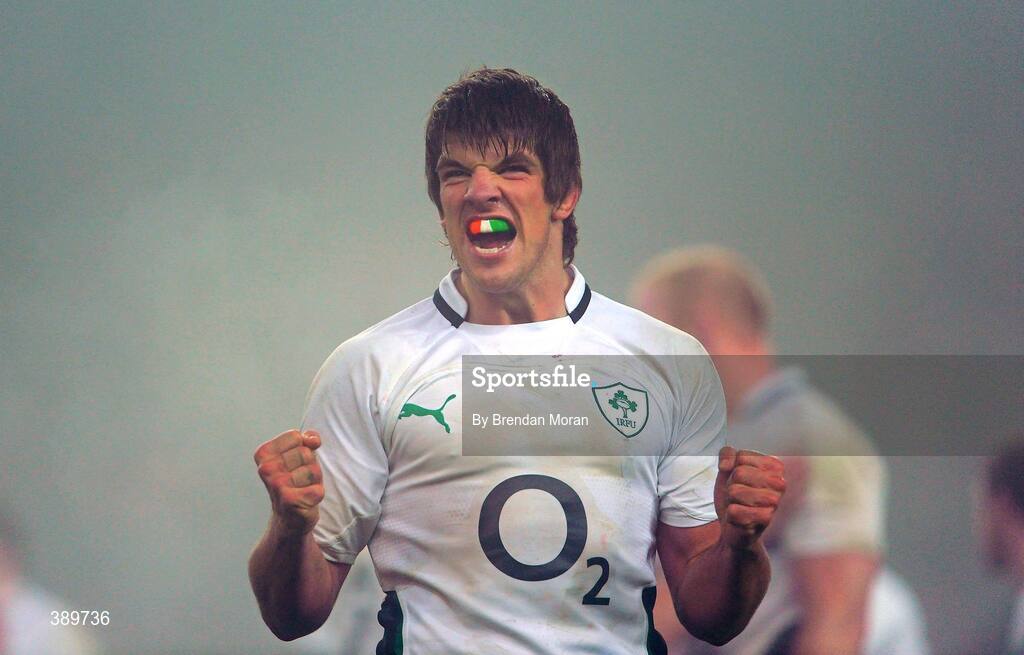 28 November 2009; Ireland's Donncha O'Callaghan celebrates at the final whistle. Autumn International Guinness Series 2009, Ireland v South Africa, Croke Park, Dublin. Picture credit: Brendan Moran / SPORTSFILE