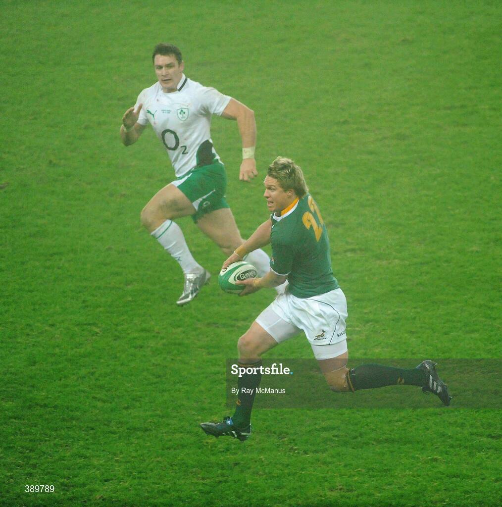 28 November 2009; Jean de Villiers, South Africa, in action against David Wallace, Ireland. Autumn International Guinness Series 2009, Ireland v South Africa, Croke Park, Dublin. Picture credit: Ray McManus / SPORTSFILE