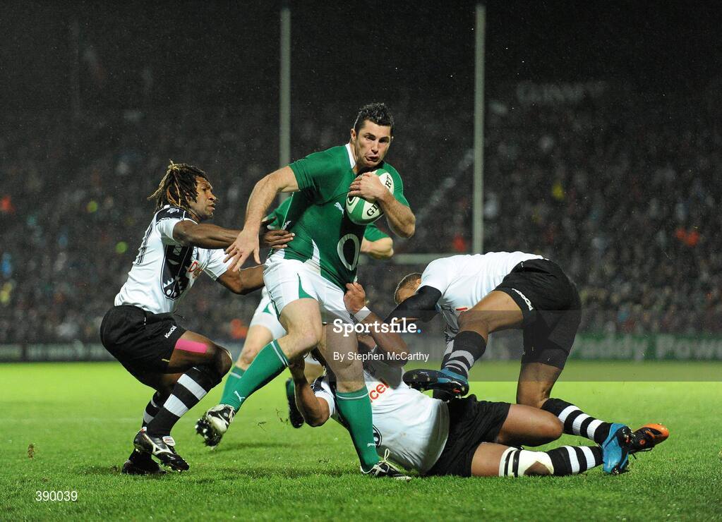 21 November 2009; Rob Kearney, Ireland, is tackled by Fiji players, from left, Nasoni Roko, Gabirielo Lovobalavu and Norman Ligairi. Autumn International Guinness Series 2009, Ireland v Fiji, Royal Dublin Society, Ballsbridge, Dublin. Picture credit: Stephen McCarthy / SPORTSFILE