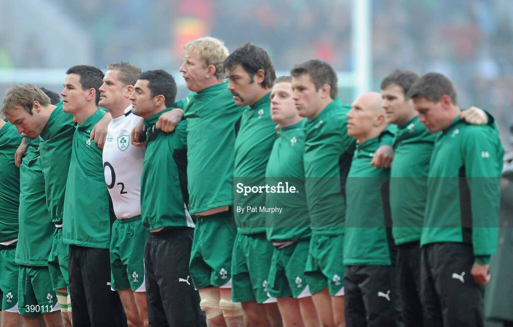 28 November 2009; The Ireland players line up for the National Anthems. Autumn International Guinness Series 2009, Ireland v South Africa, Croke Park, Dublin. Picture credit: Pat Murphy / SPORTSFILE