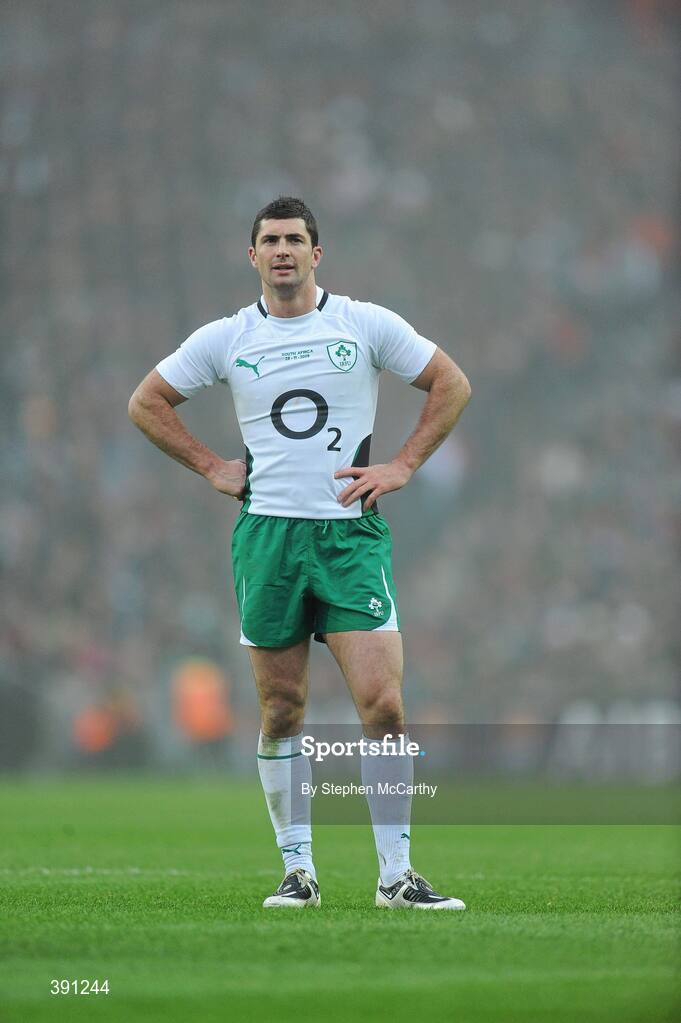 28 November 2009; Rob Kearney, Ireland. Autumn International Guinness Series 2009, Ireland v South Africa, Croke Park, Dublin. Picture credit: Stephen McCarthy / SPORTSFILE