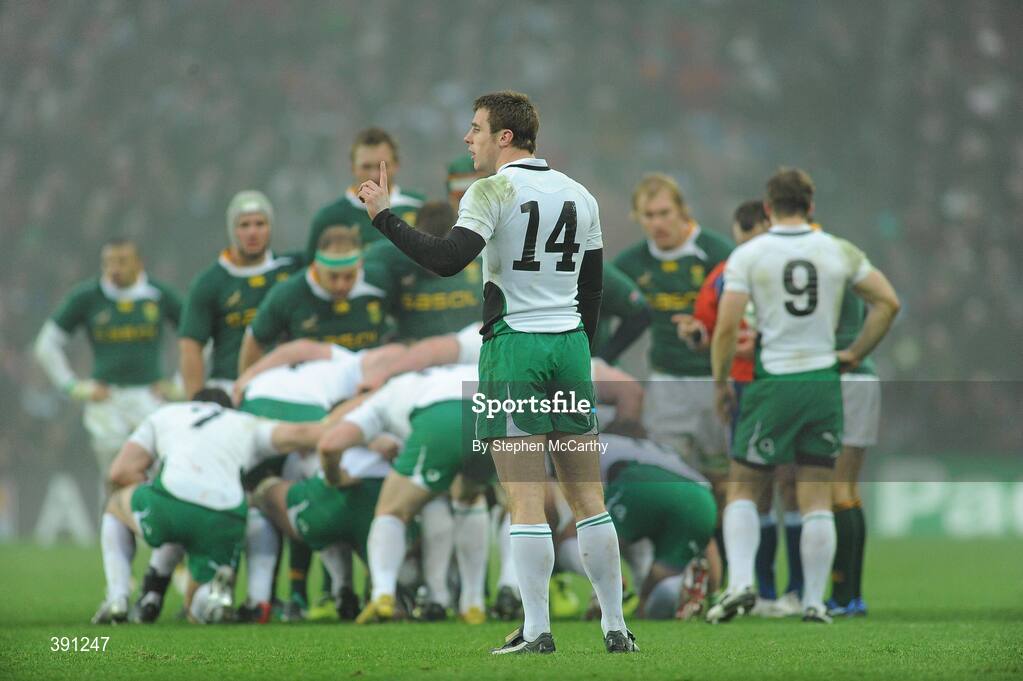 28 November 2009; Tommy Bowe, Ireland. Autumn International Guinness Series 2009, Ireland v South Africa, Croke Park, Dublin. Picture credit: Stephen McCarthy / SPORTSFILE