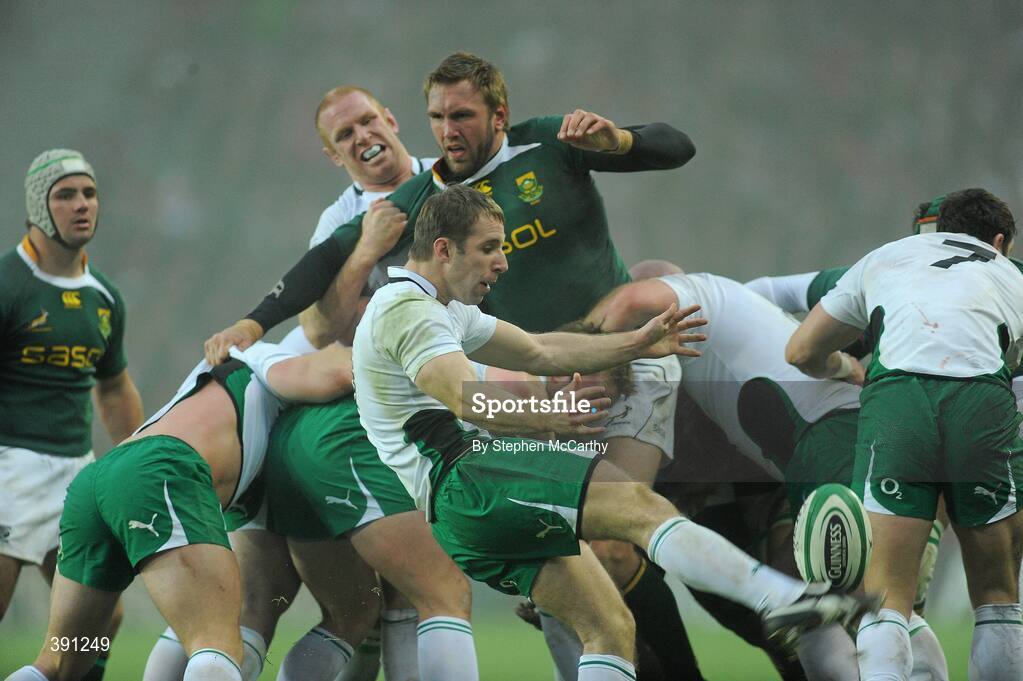 28 November 2009; Tomas O'Leary, Ireland. Autumn International Guinness Series 2009, Ireland v South Africa, Croke Park, Dublin. Picture credit: Stephen McCarthy / SPORTSFILE