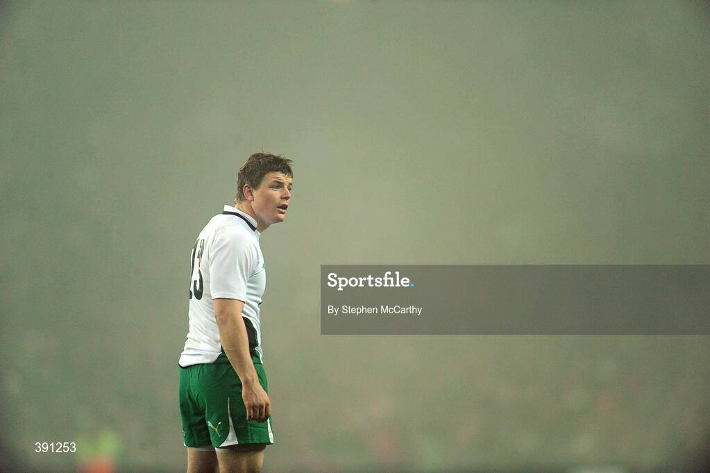 28 November 2009; Brian O'Driscoll, Ireland. Autumn International Guinness Series 2009, Ireland v South Africa, Croke Park, Dublin. Picture credit: Stephen McCarthy / SPORTSFILE