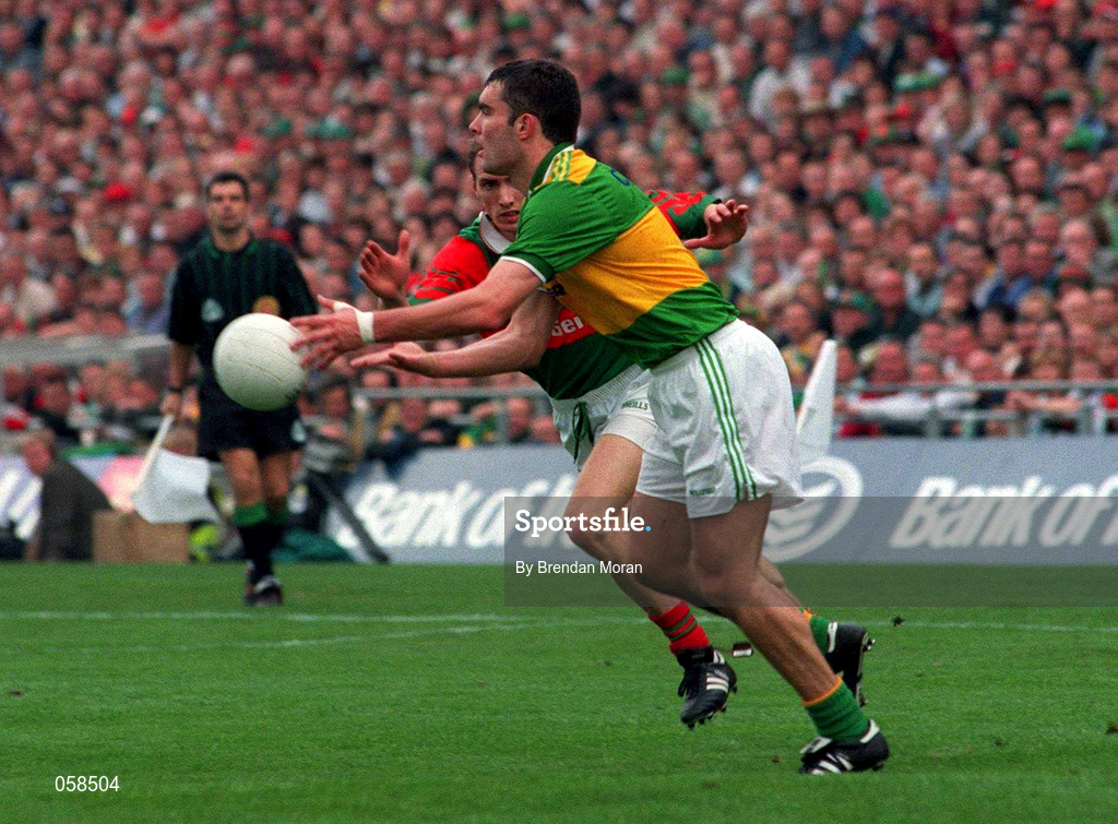 28 September 1997; Barry O'Shea of Kerry during the Bank of Ireland All-Ireland Senior Football Championship Final between Kerry and Mayo at Croke Park in Dublin. Photo by Brendan Moran/Sportsfile