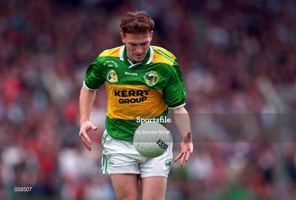 28 September 1997; Billy O'Shea of Kerry during the Bank of Ireland All-Ireland Senior Football Championship Final between Kerry and Mayo at Croke Park in Dublin. Photo by Brendan Moran/Sportsfile