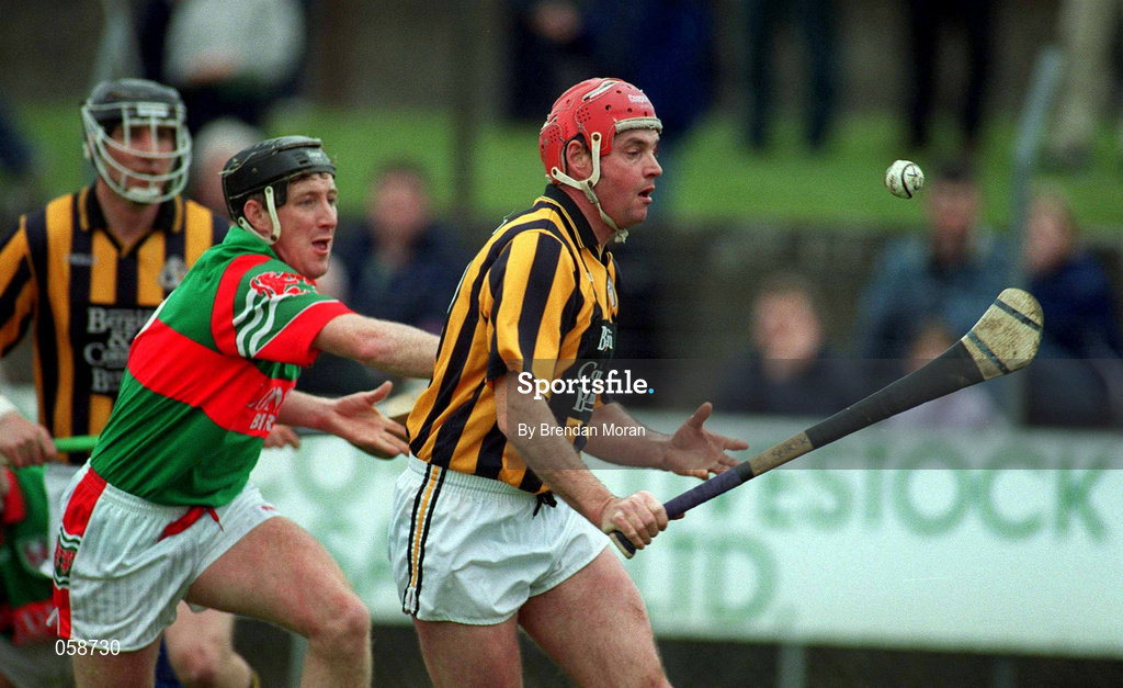 25 March 2001; Séamus Dooley of Seir Kieran in action against Brian Whelahan of Birr during the Offaly County Senior Hurling Championship Final match between Birr and Seir Kieran at St Brendan's Park in Birr, Offaly. Photo by Brendan Moran/Sportsfile