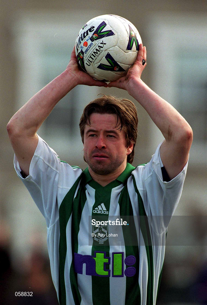 25 March 2001; Maurice Farrell of Bray Wanderers prepares to take a throw-in during the Eircom League Premier Division match between Bray Wanderers and Finn Harps at the Carlisle Grounds in Bray, Wicklow. Photo by Ray Lohan/Sportsfile