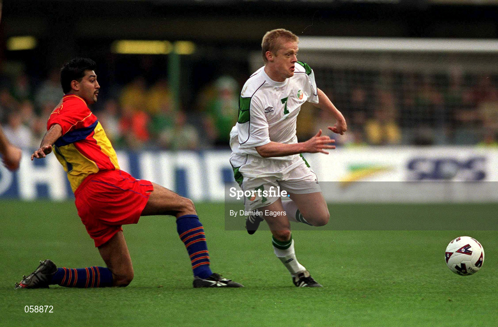 28 March 2001; Damien Duff of Republic of Ireland in action against Oscar Sonegro of Andorra during the 2002 FIFA World Cup Qualifier match between Andorra and Republic of Ireland at the Mini Estadi in Barcelona, Spain. Photo by Damien Eagers/Sportsfile