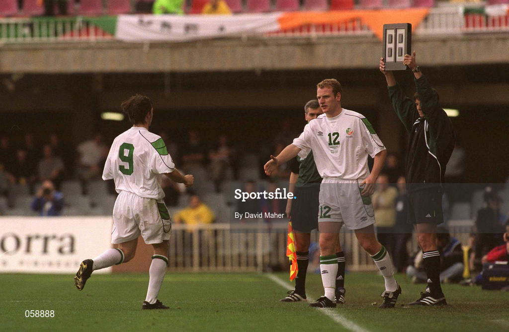 28 March 2001; Gary Doherty of Republic of Ireland comes on to replace team-mate David Connolly during the 2002 FIFA World Cup Qualifier match between Andorra and Republic of Ireland at the Mini Estadi in Barcelona, Spain. Photo by David Maher/Sportsfile
