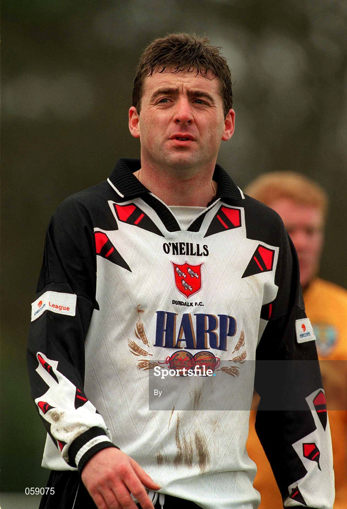 1 April 2001; John Ryan, Dundalk, Soccer. Picture credit; David Maher / SPORTSFILE