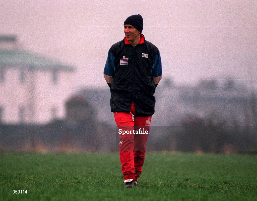 February 1995; Lawrie Sanchez, then manager of Sligo Rovers. Showgrounds, Sligo. Soccer. Picture credit; David Maher / SPORTSFILE