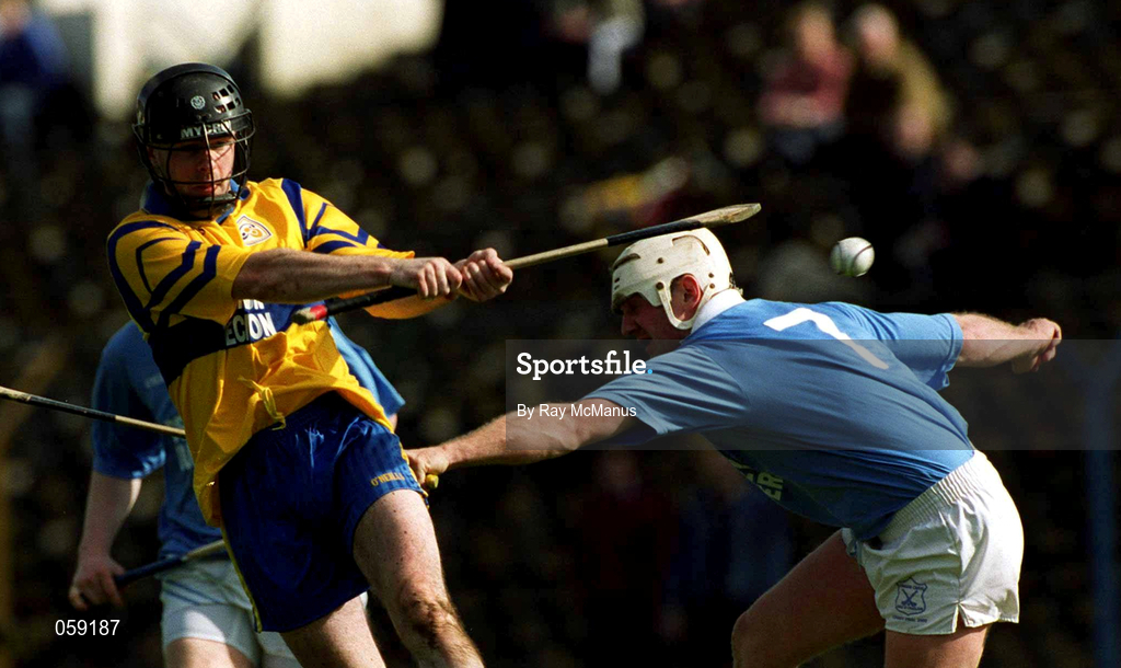 31 March 2001; Martin Conlon of Sixmilebridge in action against Alan Hoyne of Graigue Ballycallan during the AIB All-Ireland Senior Club Hurling Championship Semi-Final Replay match between Graigue Ballycallan and Sixmilebridge at Semple Stadium in Thurles, Tipperary. Photo by Ray McManus/Sportsfile