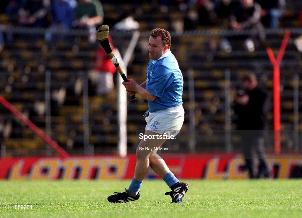31 March 2001; Adrian Ronan of Graigue Ballycallan during the AIB All-Ireland Senior Club Hurling Championship Semi-Final Replay match between Graigue Ballycallan and Sixmilebridge at Semple Stadium in Thurles, Tipperary. Photo by Ray McManus/Sportsfile
