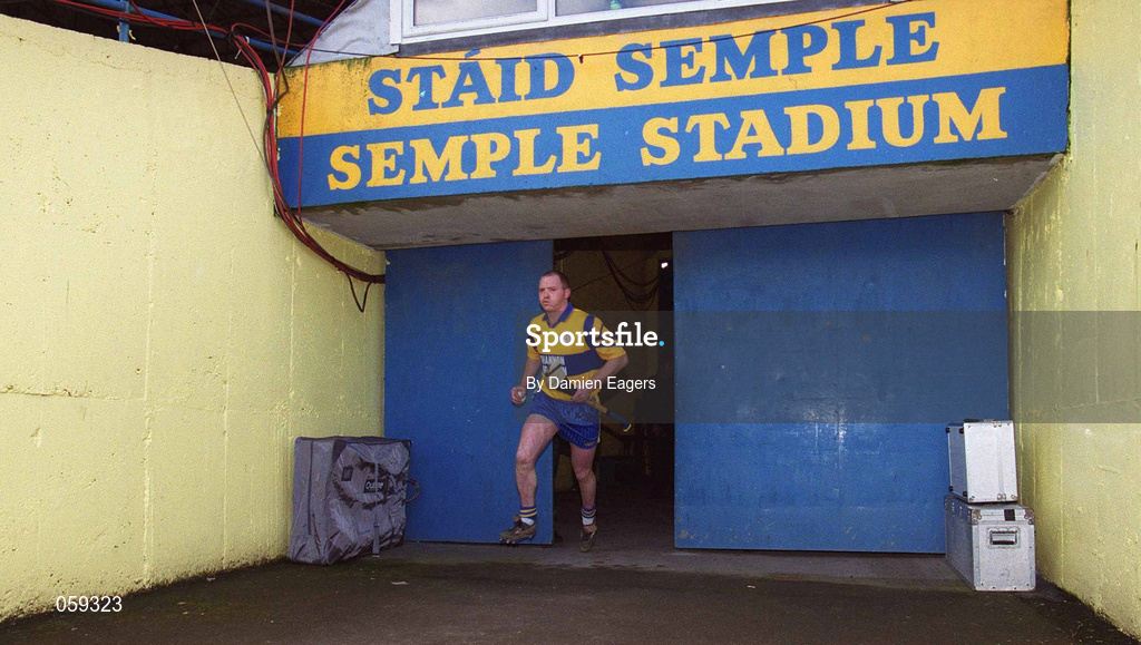 31 March 2001; Christy Chaplin of Sixmilebridge makes his way to the pitch for the second half during the AIB All-Ireland Senior Club Hurling Championship Semi-Final Replay match between Graigue Ballycallan and Sixmilebridge at Semple Stadium in Thurles, Tipperary. Photo by Damien Eagers/Sportsfile