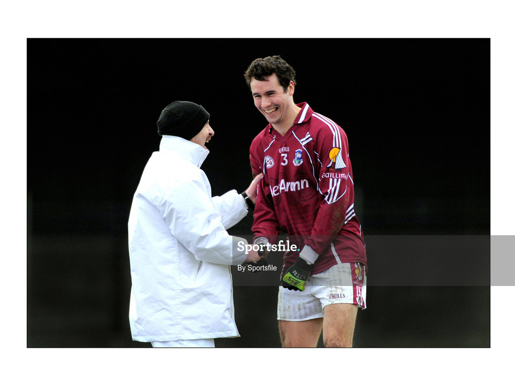 10 January 2009; An umpire shares a joke with Finian Hanley, Galway, before the start of the 2nd half. FBD League Round 2, Galway v Leitrim, Duggan Park, Ballinasloe, Co. Galway. Photo by Sportsfile