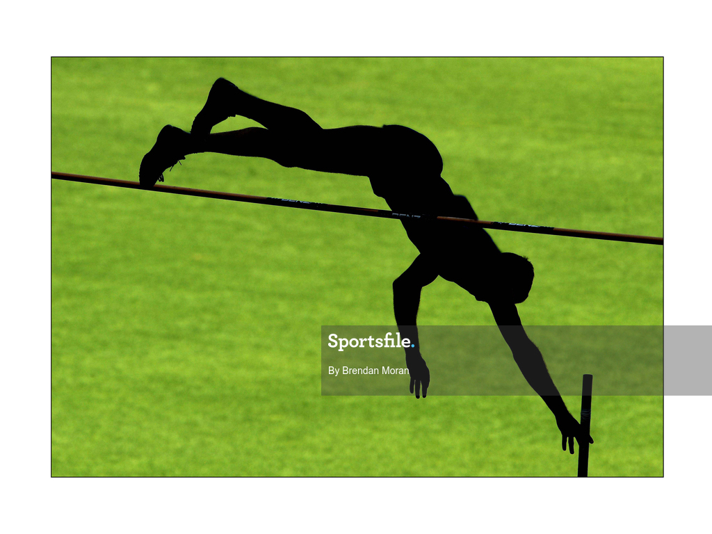 20 August 2009; Giuseppe Gibilosco of Italy clears 5.65m during qualification for the Men's Pole Vault Final. 12th IAAF World Championships in Athletics, Olympic Stadium, Berlin, Germany. Picture credit: Brendan Moran / SPORTSFILE