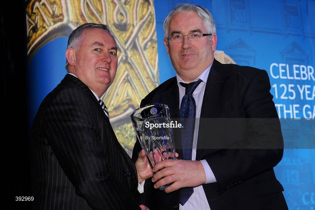 19 December 2009; Chairman of the Roscommon County board Christy McDermott accepts the Nicky Rackard Award on behalf of Micheal Kelly, Roscommon, from Uachtarán CLG Criostóir Ó Cuana. Christy Ring/Nicky Rackard/Lory Meagher Champion 15 & Rounder All-Star Awards 2009, Croke Park, Dublin. Photo by Sportsfile