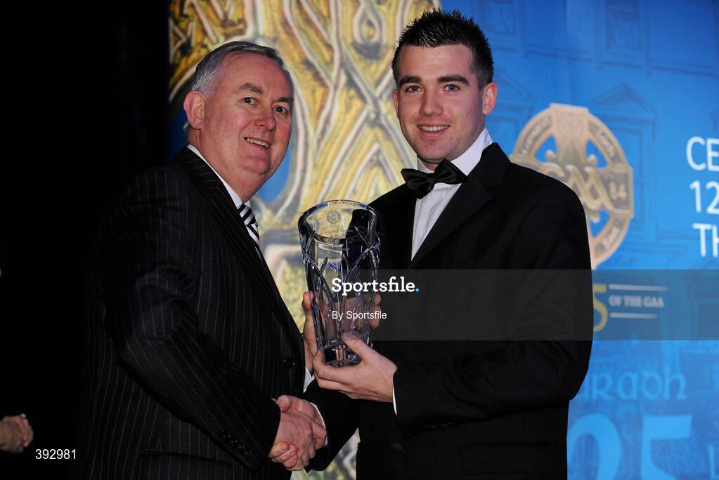 19 December 2009; Kevin Campbell, Donegal, is presented with his Lory Meagher Champion 15 Award by Uachtarán CLG Criostóir Ó Cuana. Christy Ring/Nicky Rackard/Lory Meagher Champion 15 & Rounder All-Star Awards 2009, Croke Park, Dublin. Photo by Sportsfile