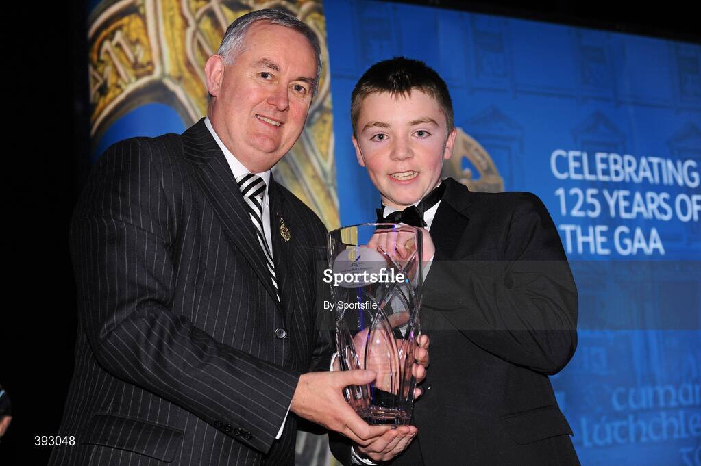 19 December 2009; Daniel Curry, Wicklow, is presented with his Handball All-Star Award 2009 by Uachtarán CLG Criostóir Ó Cuana. Christy Ring/Nicky Rackard/Lory Meagher Champion 15 & Rounder All-Star Awards 2009, Croke Park, Dublin. Photo by Sportsfile