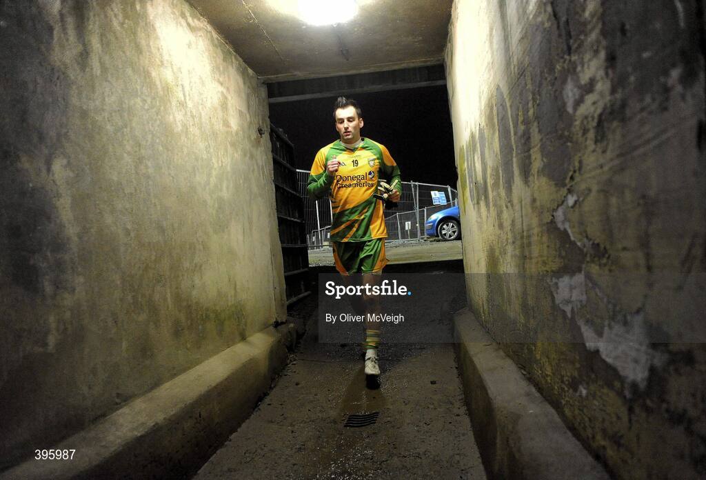20 January 2010; Karl Lacey, Donegal, makes his way to the pitch through the tunnell. Barrett Sports Lighting Dr. McKenna Cup, Group B, Donegal v Tyrone, MacCumhaill Park, Ballybofey, Co. Donegal. Picture credit: Oliver McVeigh / SPORTSFILE