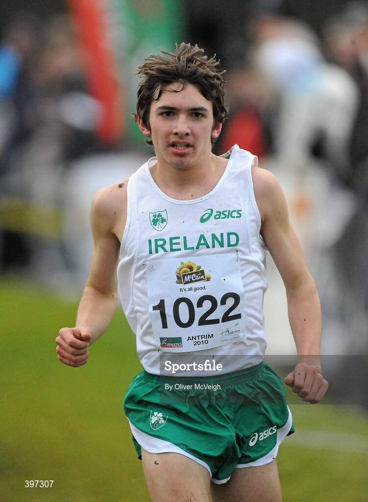 23 January 2010; Emmett Jennings, Dundrum south Dublin AC, Ireland, in action during the IAAF Junior Mens race, Antrim IAAF International Cross Country. Greenmount Campus, Belfast, Co. Antrim. Picture credit: Oliver McVeigh / SPORTSFILE