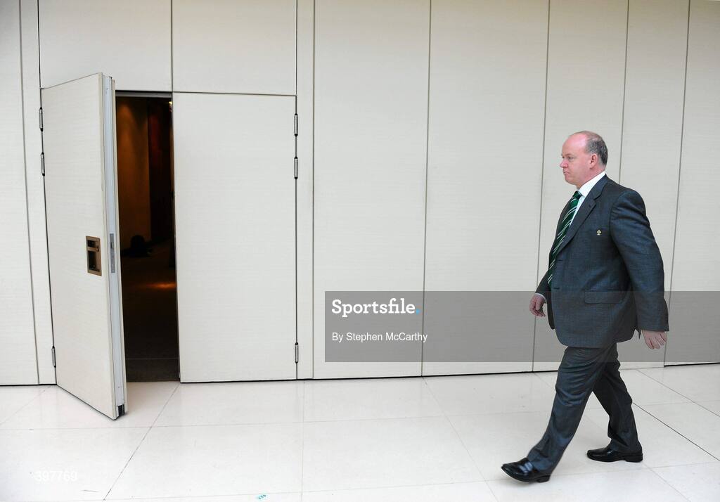 27 January 2010; Ireland head coach Declan Kidney at the RBS Six Nations Rugby Championship launch. The Hurlingham Club, Ranelagh Gardens, London, England. Picture credit: Stephen McCarthy / SPORTSFILE