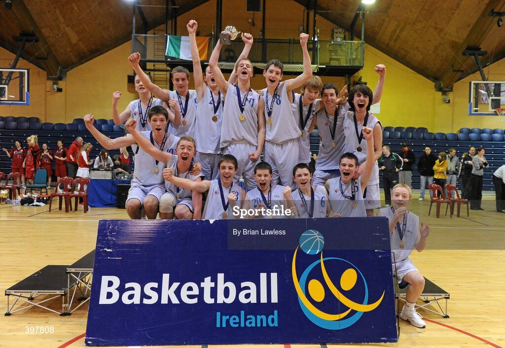 27 January 2010; The Pobailscoil Inbhear Sceine, Kerry, team celebrate with the cup. All-Ireland School Cup Finals 2010 - U16 Boys B Final, Patrician High School, Monaghan v Pobailscoil Inbhear Sceine, Kerry, National Basketball Arena, Tallaght, Dublin. Picture credit: Brian Lawless / SPORTSFILE