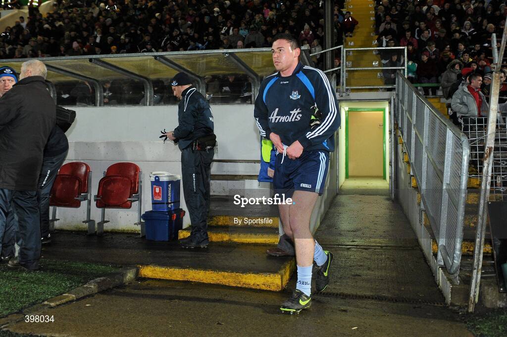 27 January 2010; Éamon Fennell, Dublin, makes his way out onto the field before the start of the game. O'Byrne Cup Quarter-Final replay, Meath v Dublin, Pairc Tailteann, Navan, Co. Meath. Photo by Sportsfile