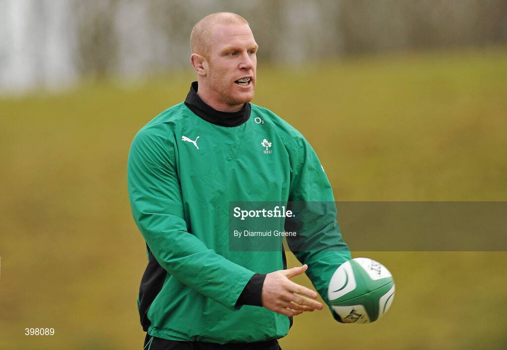 28 January 2010; Ireland's Paul O'Connell in action during squad training ahead of their opening RBS Six Nations Rugby Championship game against Italy on February 6th. University of Limerick, Limerick. Picture credit: Diarmuid Greene / SPORTSFILE