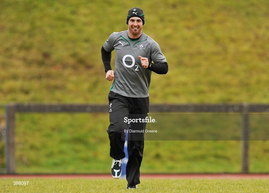28 January 2010; Ireland's Rob Kearney in action during squad training ahead of their opening RBS Six Nations Rugby Championship game against Italy on February 6th. University of Limerick, Limerick. Picture credit: Diarmuid Greene / SPORTSFILE